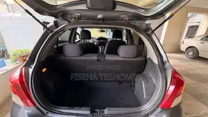 Toyota Yaris 2009 Black