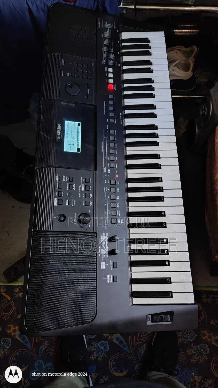 Yamaha E463 Piano Keyboard