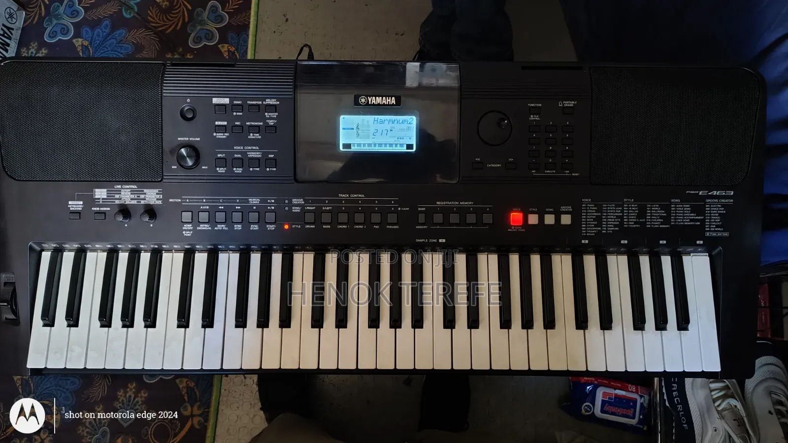Yamaha E463 Piano Keyboard