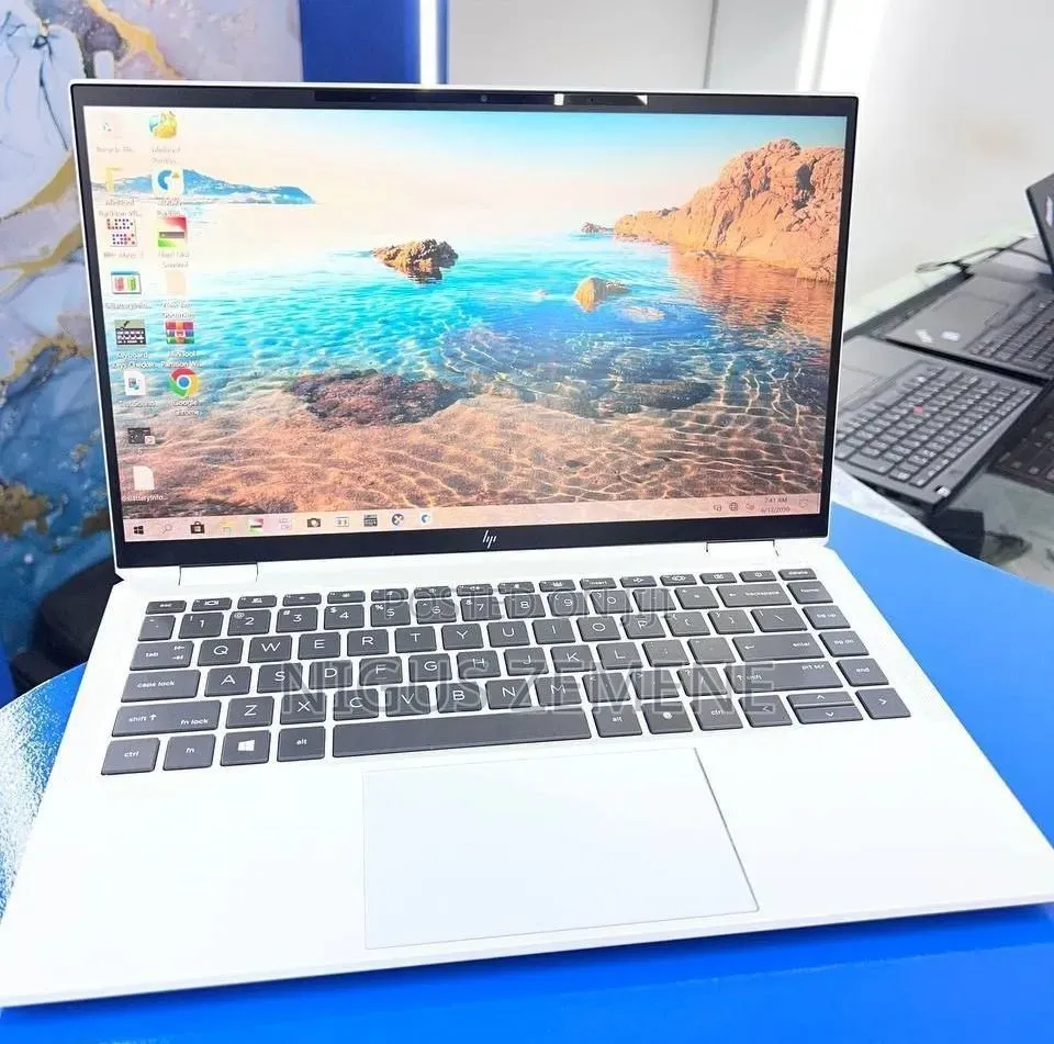 New Laptop HP EliteBook x360 1040 G7 16GB Intel Core i7 SSD 512GB
