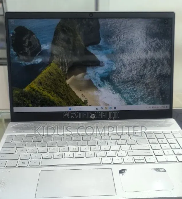 New Laptop HP Pavilion 15 16GB Intel Core i7 SSD 512GB