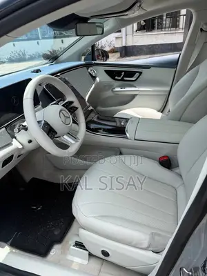 Mercedes-Benz EQE 2023 Gray