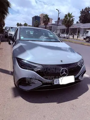 Mercedes-Benz EQE 2023 Gray
