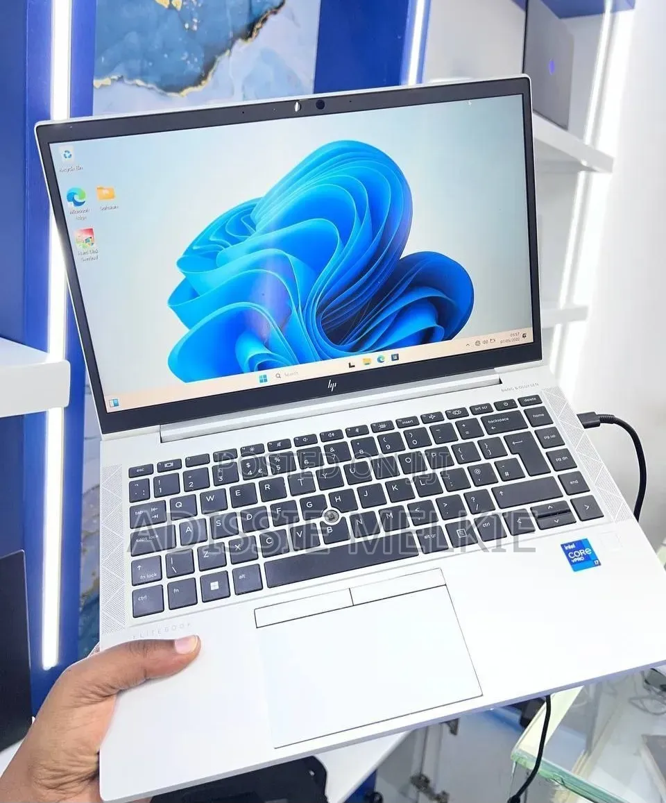 New Laptop HP EliteBook 840 G7 16GB Intel Core i7 SSD 512GB