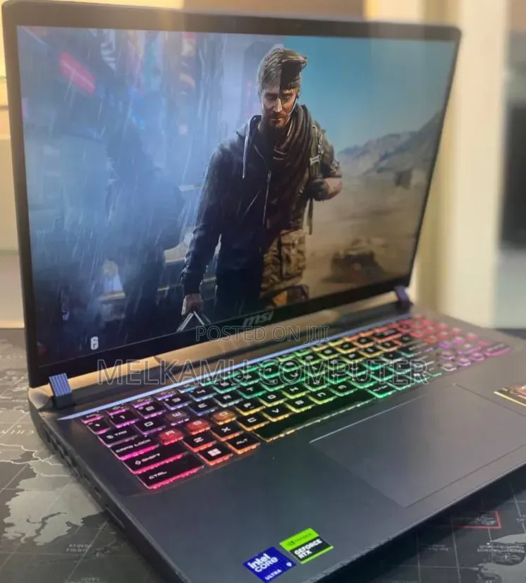 New Laptop MSI Vector 16 HX AI A2XWIG 32GB Intel Core Ultra 9 SSD 1T