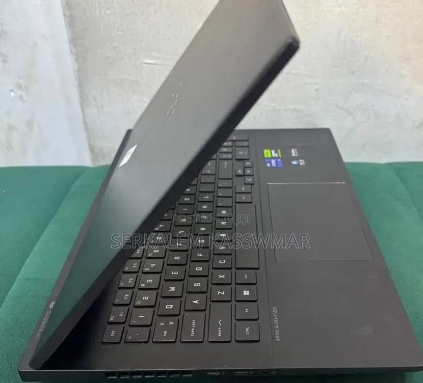 New Laptop HP Omen 16 16GB Intel Core i9 SSD 1T