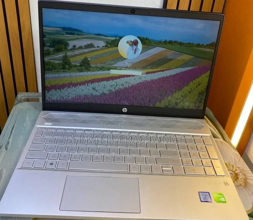 New Laptop HP Pavilion 15 8GB Intel Core i5 SSD 512GB