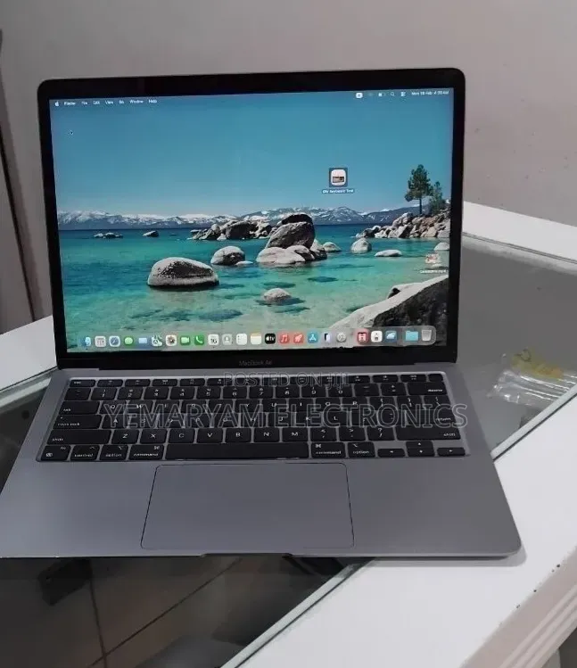 New Laptop Apple MacBook Air 2020 M1 8GB Apple M1 SSD 256GB