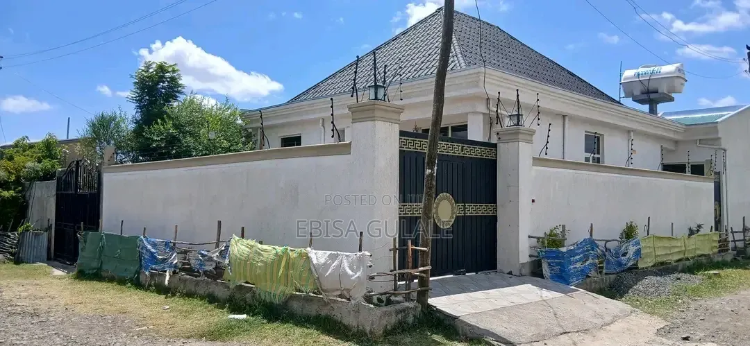Furnished 4bdrm Farm House in Oromia-Finfinne for sale