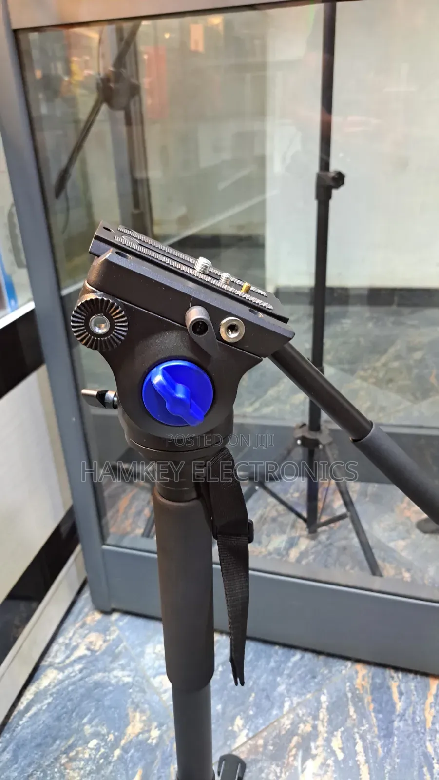 ONLASR OS-0506 Heavy-Duty Monopod With Fluid Head – 1.8m