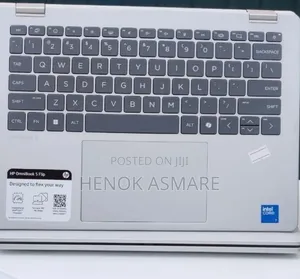 New Laptop HP OmniBook 5 Flip 16GB Intel Core 7 SSD 512GB