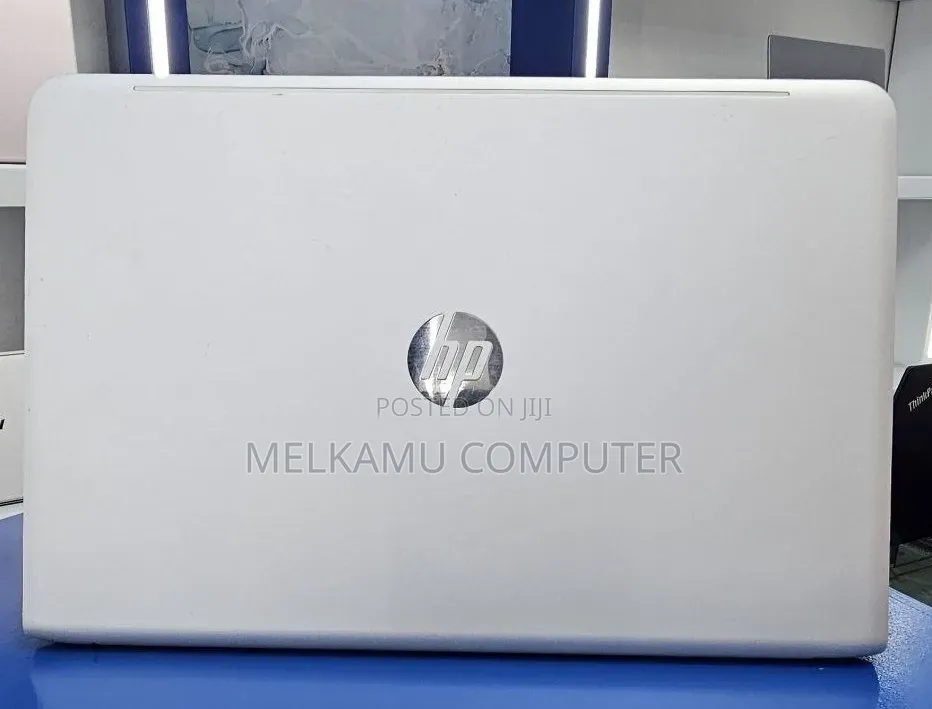 New Laptop HP Envy 15 16GB Intel Core i5 SSD 128GB