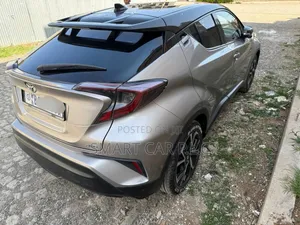 Toyota C-HR 2017 Silver
