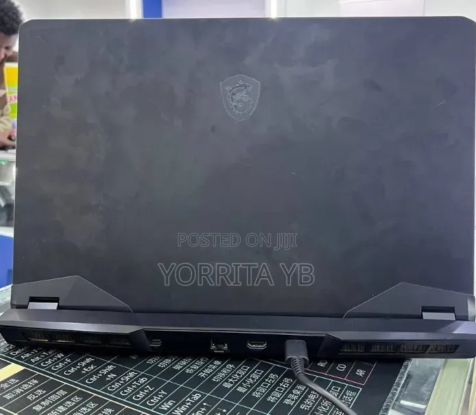 New Laptop MSI GP75 Leopard 16GB Intel Core i7 SSD 512GB