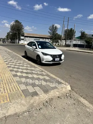 Changan Alsvin 2022 White