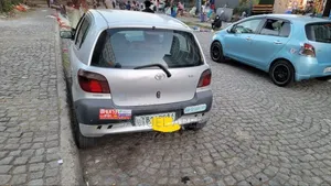 Toyota Yaris 2003 Silver