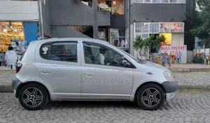 Toyota Yaris 2003 Silver