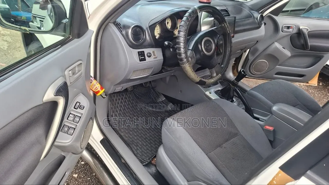 Toyota RAV4 2002 Silver