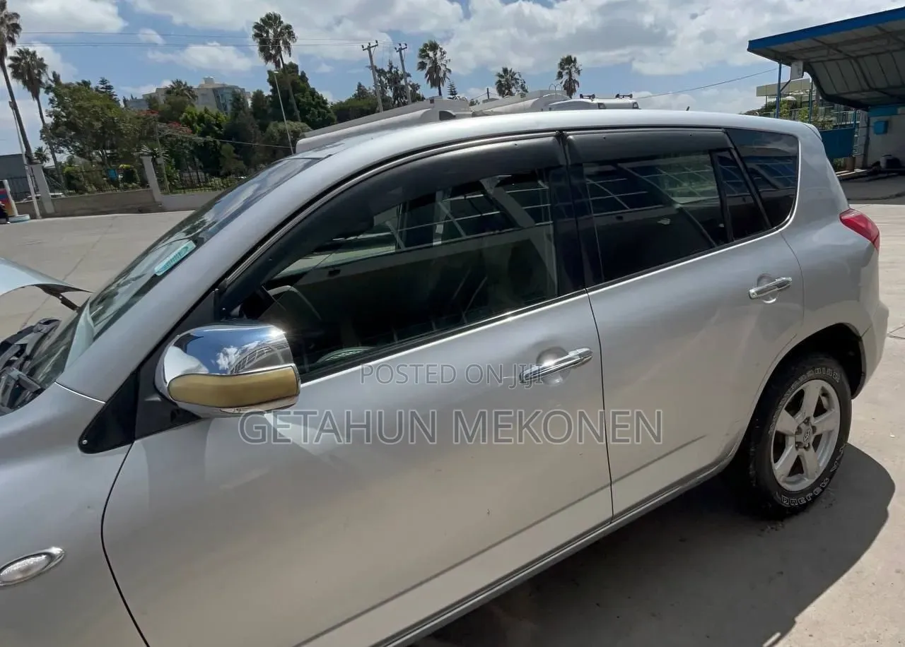 Toyota RAV4 2006 Silver