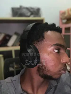 JBL 720bt Headphone