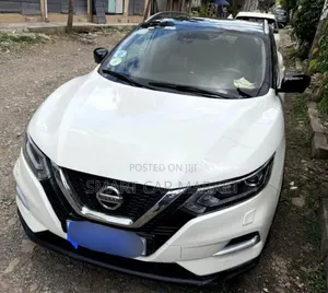 Nissan Qashqai 2018 Brown