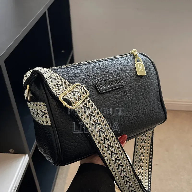 Women's Shoulder Bag