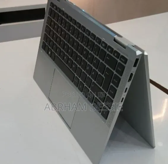 New Laptop HP EliteBook 1040 G8 16GB Intel Core i5 SSD 512GB
