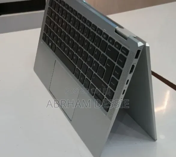 New Laptop HP EliteBook 1040 G8 16GB Intel Core i5 SSD 512GB