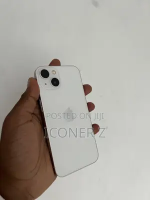 Apple iPhone 13 128 GB White