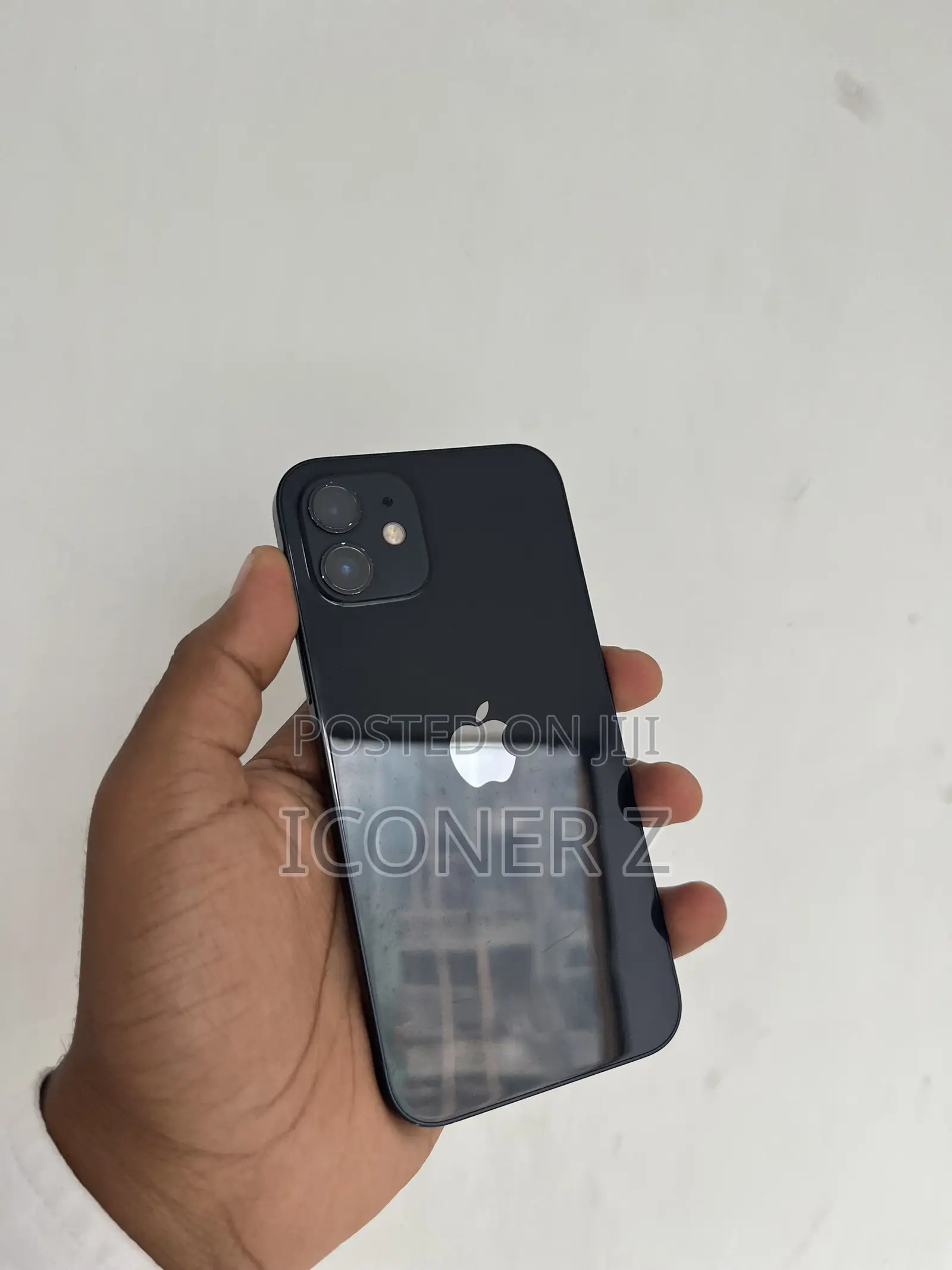 Apple iPhone 12 64 GB Black