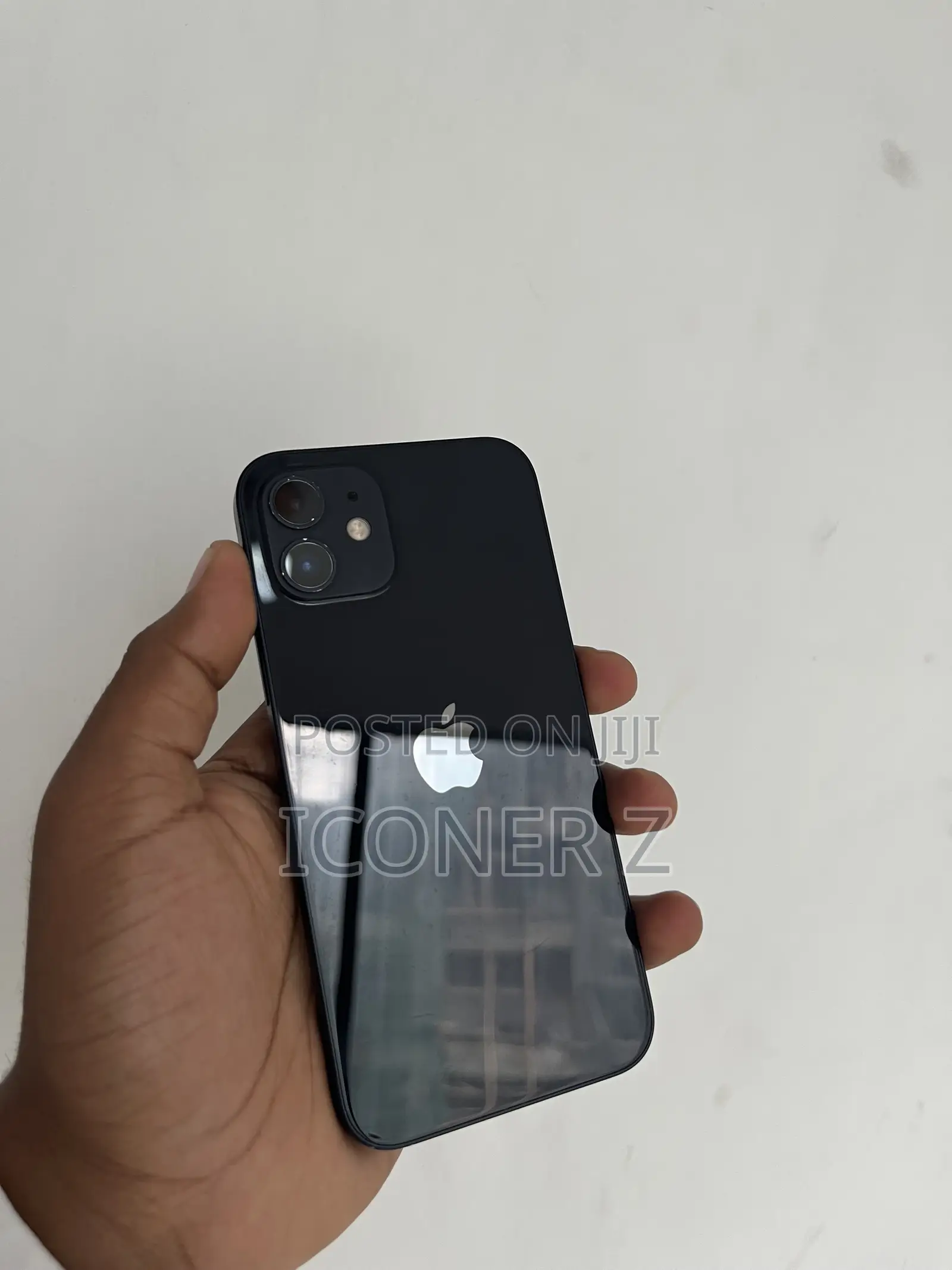 Apple iPhone 12 64 GB Black