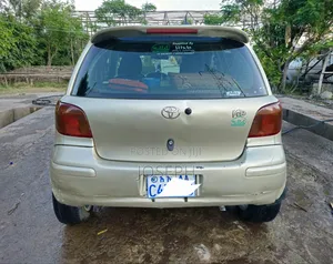 Toyota Vitz 2002 Beige