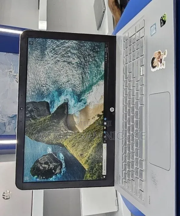 New Laptop HP Envy 15 16GB Intel Core i7 SSD 128GB