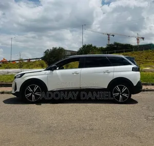 Peugeot 5008 2022