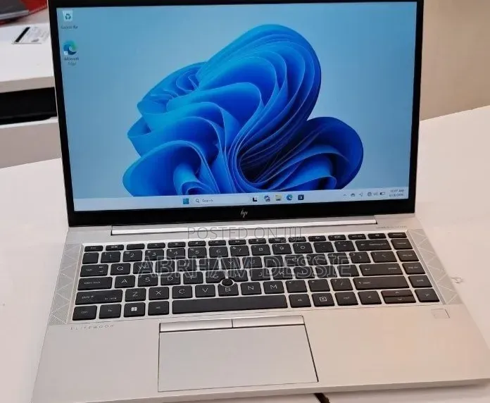 New Laptop HP EliteBook 840 G8 16GB Intel Core i5 SSD 512GB