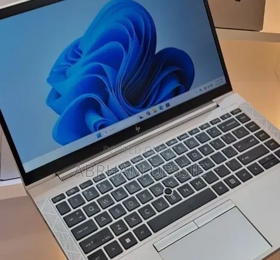 New Laptop HP EliteBook 840 G8 16GB Intel Core i5 SSD 512GB