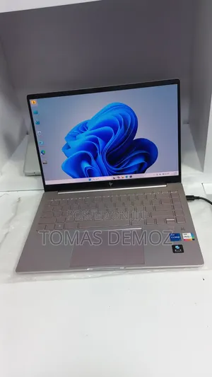 New Laptop HP Pavilion 14 16GB Intel Core i7 SSD 1T