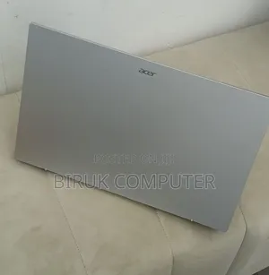New Laptop Acer Aspire 3 8GB Intel Core i7 SSD 256GB