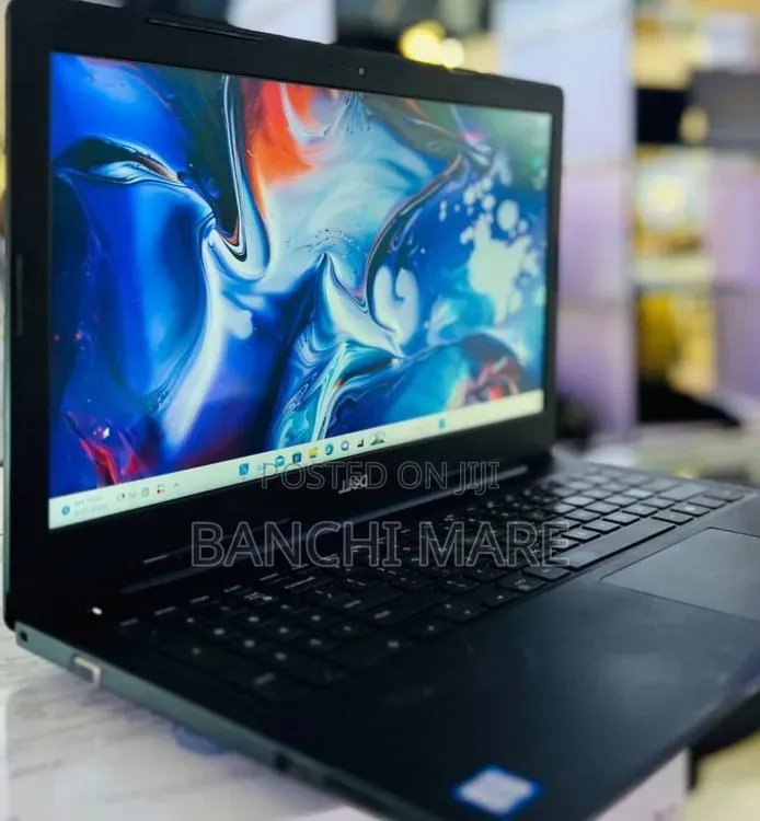 New Laptop Dell Latitude 3590 8GB Intel Core i5 HDD 128GB