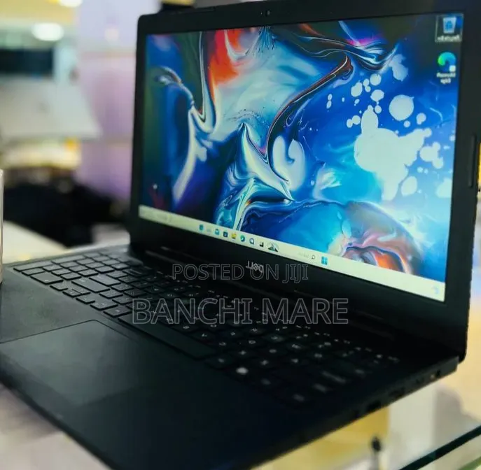 New Laptop Dell Latitude 3590 8GB Intel Core i5 HDD 128GB