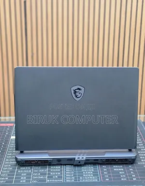 New Laptop MSI Vector 16 HX AI A2XWIG 32GB Intel Core i7 SSD 1T