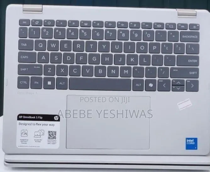 New Laptop HP OmniBook 5 Flip 16GB Intel Core i7 SSD 512GB