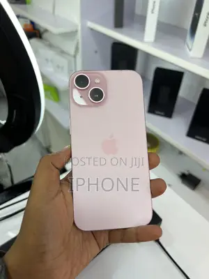 Apple iPhone 15 128 GB Pink