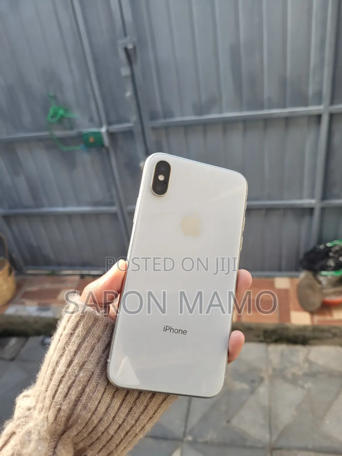 Apple iPhone X 64 GB White