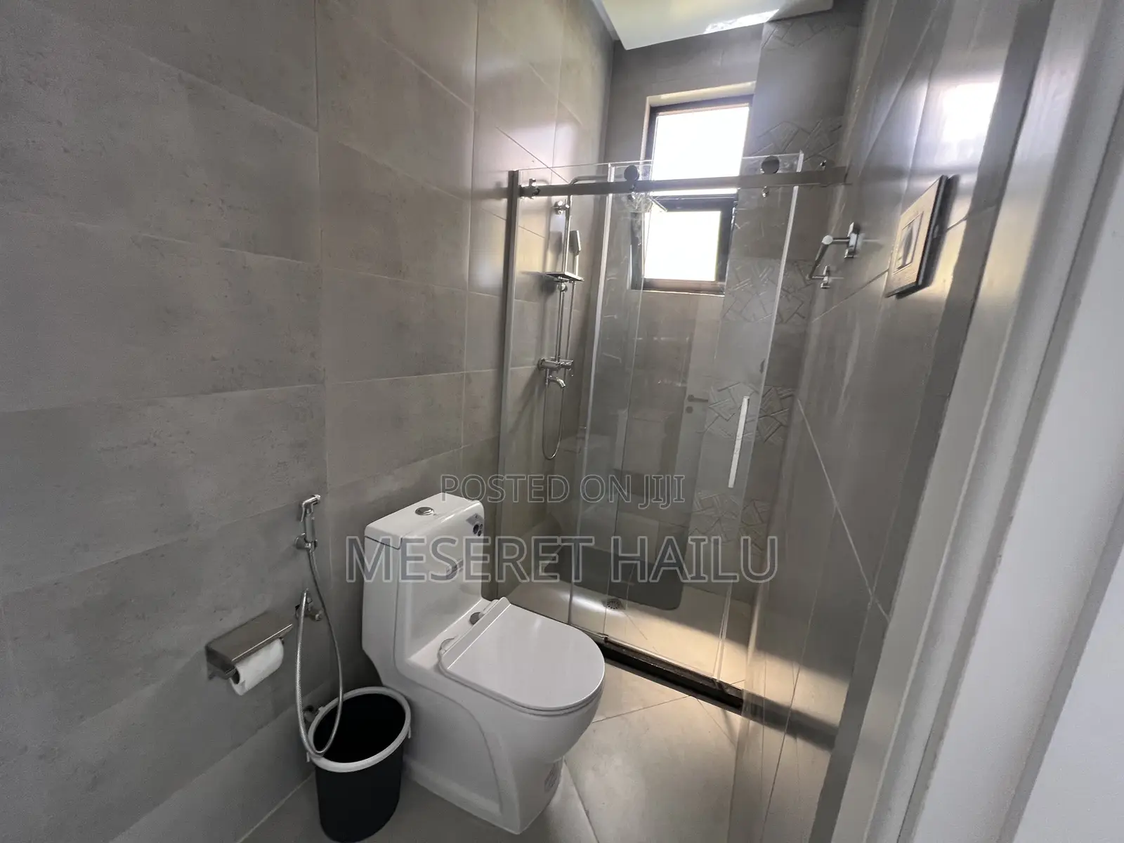 Furnished 4bdrm Penthouse in Bola Bolbula, Bole for rent