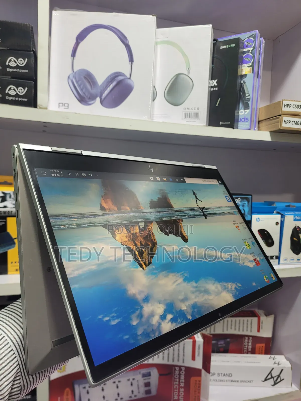 New Laptop HP EliteBook 830 16GB Intel Core i5 SSD 512GB