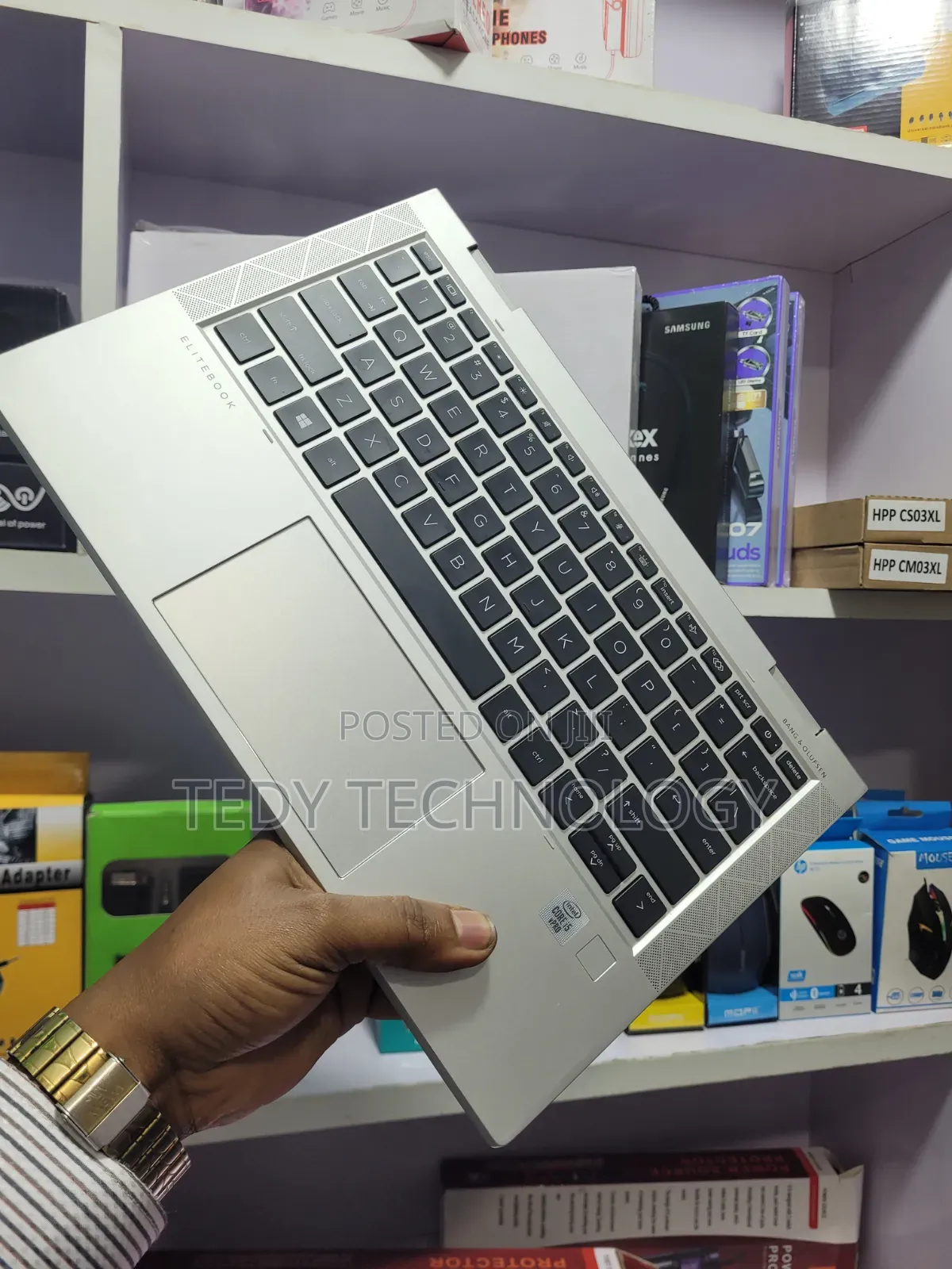 New Laptop HP EliteBook 830 16GB Intel Core i5 SSD 512GB