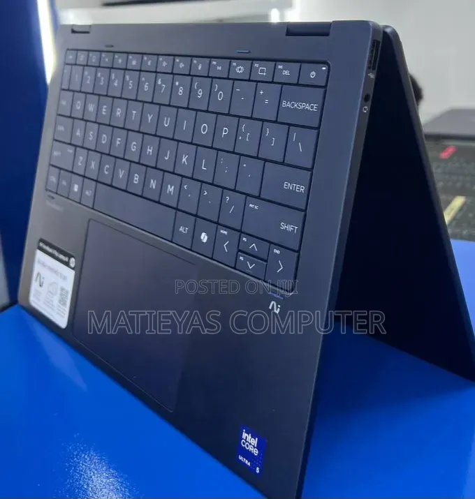 New Laptop HP OmniBook X Flip 14" 16GB Intel Core Ultra 5 SSD 512GB
