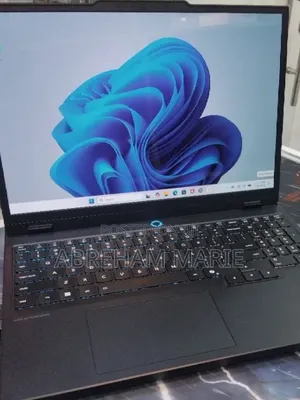 New Laptop Lenovo Legion 5 32GB Intel Core Ultra 7 SSD 1T