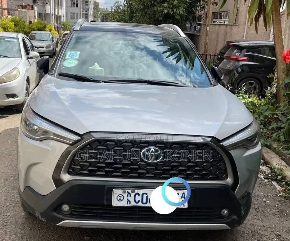 Toyota Corolla Cross 2023 Silver